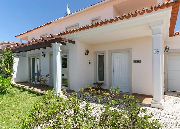 Obidos Garden Villa
